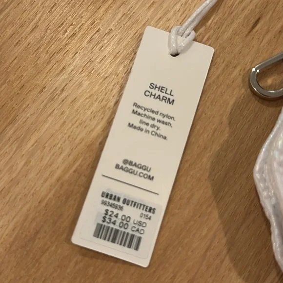 Baggu shell charm pearl NWT - Picture 2 of 4